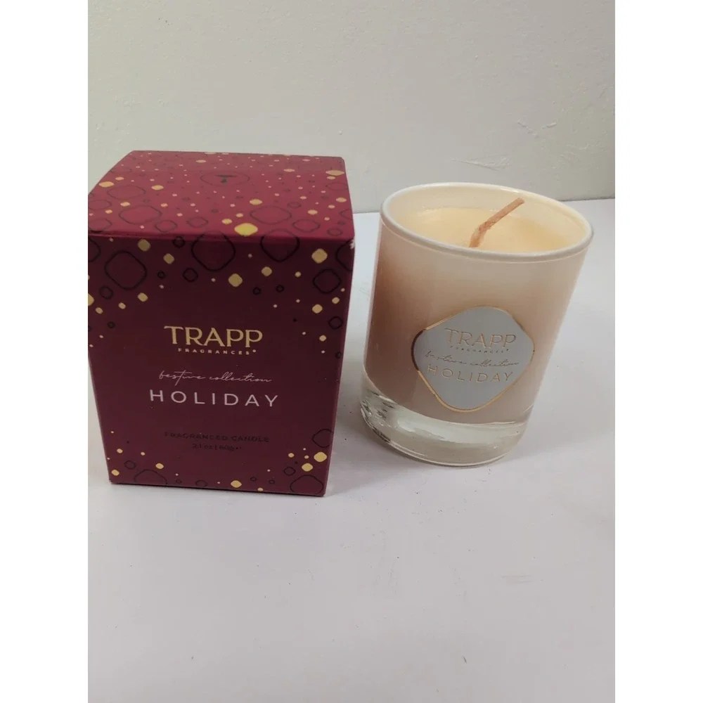 Trapp Festive Collection Holiday ‎ 2.1 oz Candle New